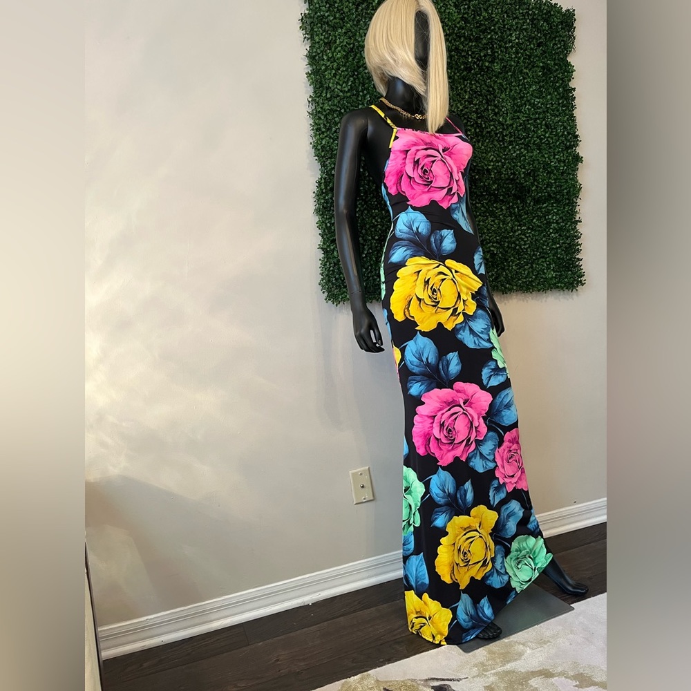 Maxi-dress available size S,M,L ( on picture size S) condition new without tag.
